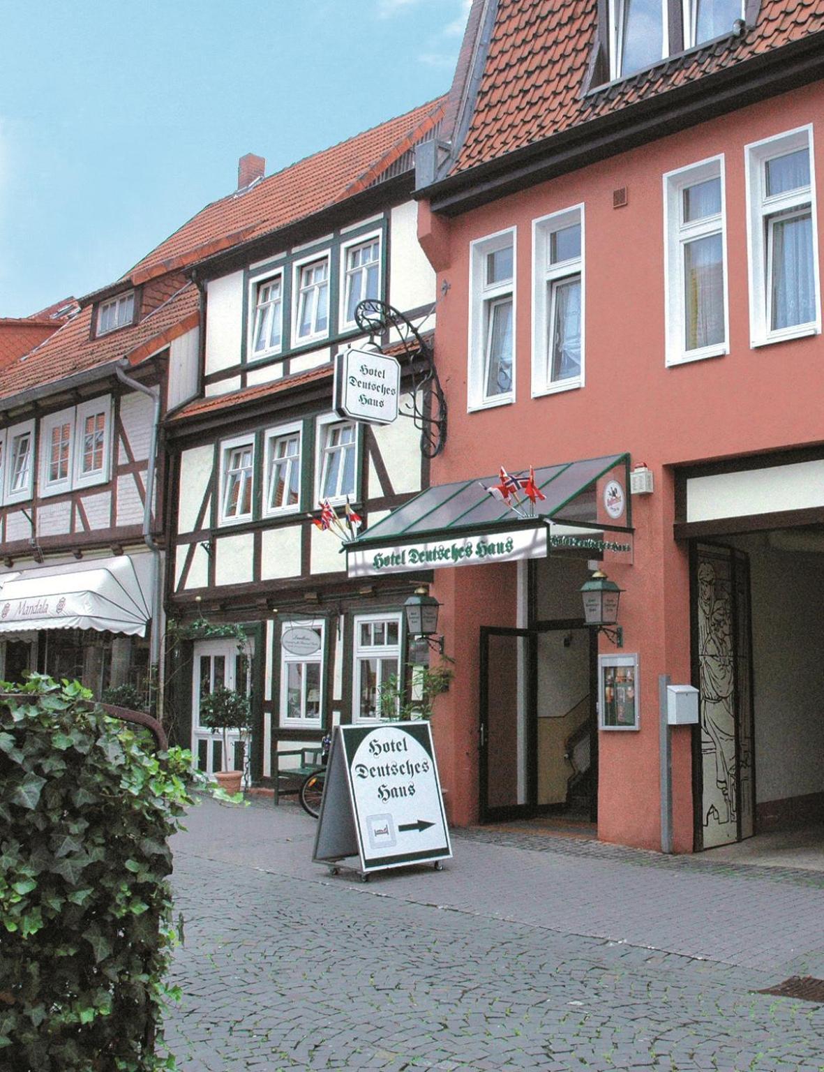 Hotel Deutsches Haus Northeim Exterior foto
