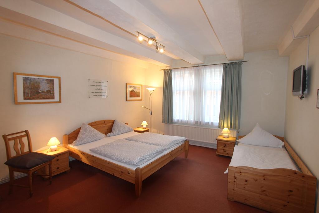 Hotel Deutsches Haus Northeim Exterior foto